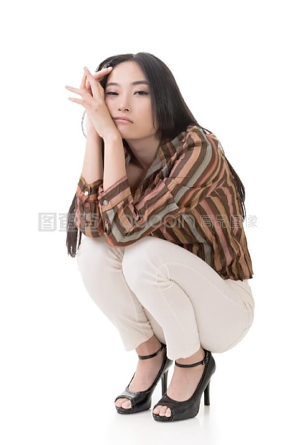 嘴唇直播下载 午夜密语